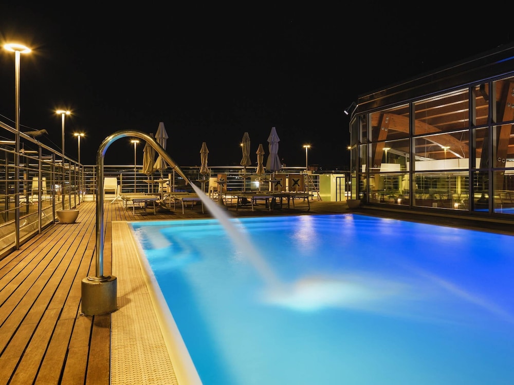 Mercure Siracusa Prometeo — Swimming pool in Siracusa, Sicily