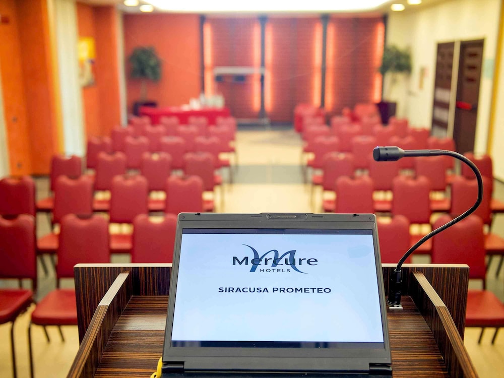 Mercure Siracusa Prometeo — Hotel building in Siracusa, Sicily
