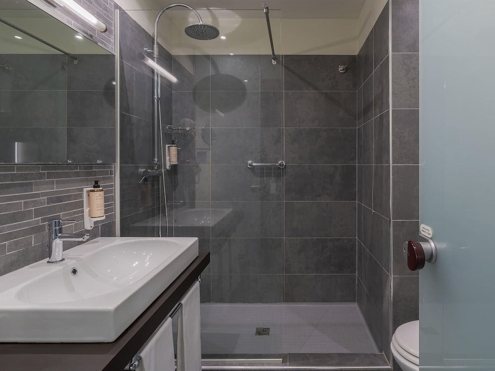 Mercure Siracusa Prometeo — Hotel rooms in Siracusa, Sicily