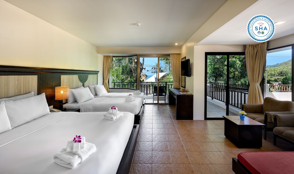 Patong Lodge Hotel — Hotel rooms in Patong Beach, Phuket Province