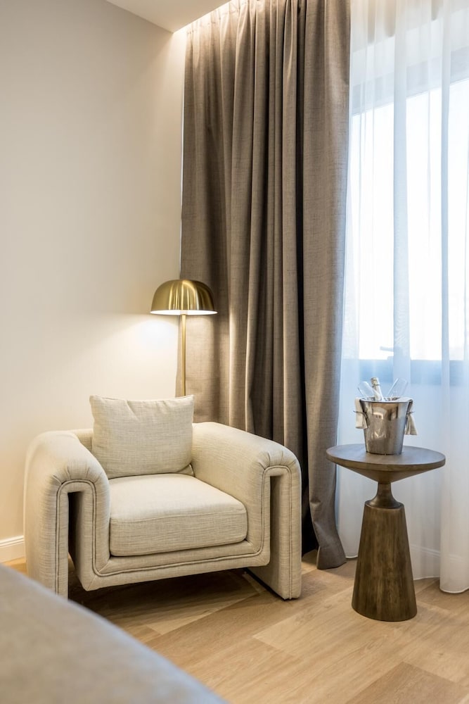 Atrium Hotel — Hotel rooms in Split, Split-Dalmatia