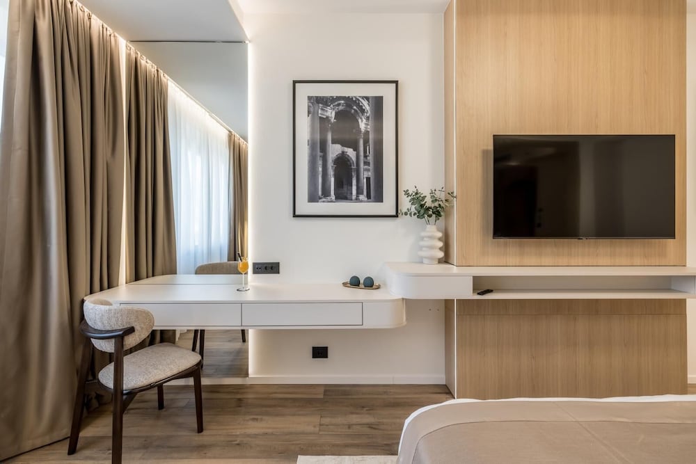 Atrium Hotel — Hotel rooms in Split, Split-Dalmatia