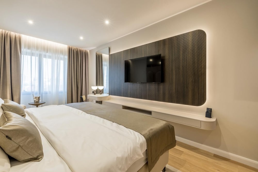 Atrium Hotel — Hotel rooms in Split, Split-Dalmatia