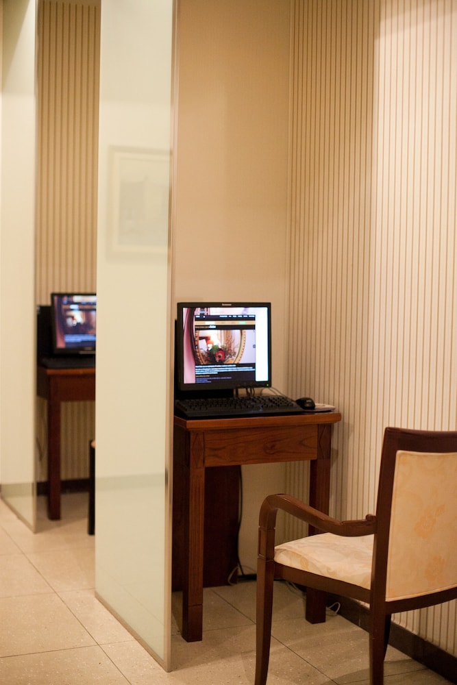 Hotel Globo — Hotel rooms in Split, Split-Dalmatia