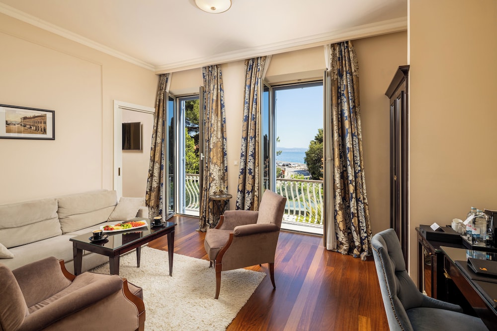 Hotel Park — Hotel rooms in Split, Split-Dalmatia
