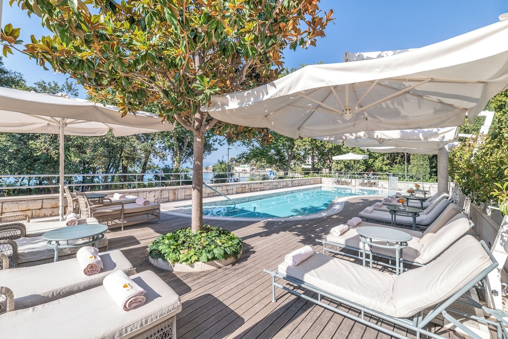 Hotel Park — Swimming pool in Split, Split-Dalmatia