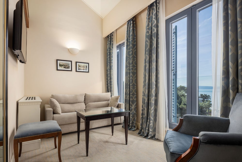Hotel Park — Hotel rooms in Split, Split-Dalmatia