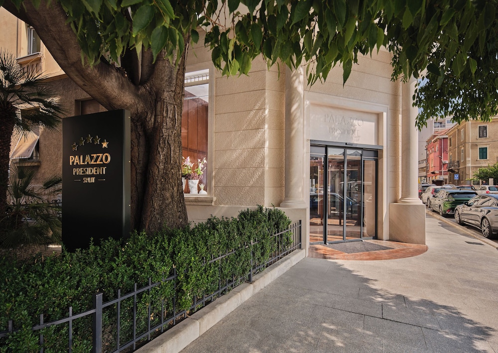 Palazzo President — Hotel building in Split, Split-Dalmatia