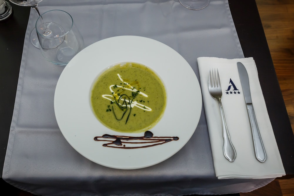 Art Hotel — Restaurant & bars in Split, Split-Dalmatia