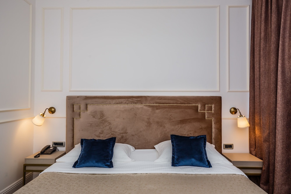 Art Hotel — Hotel rooms in Split, Split-Dalmatia