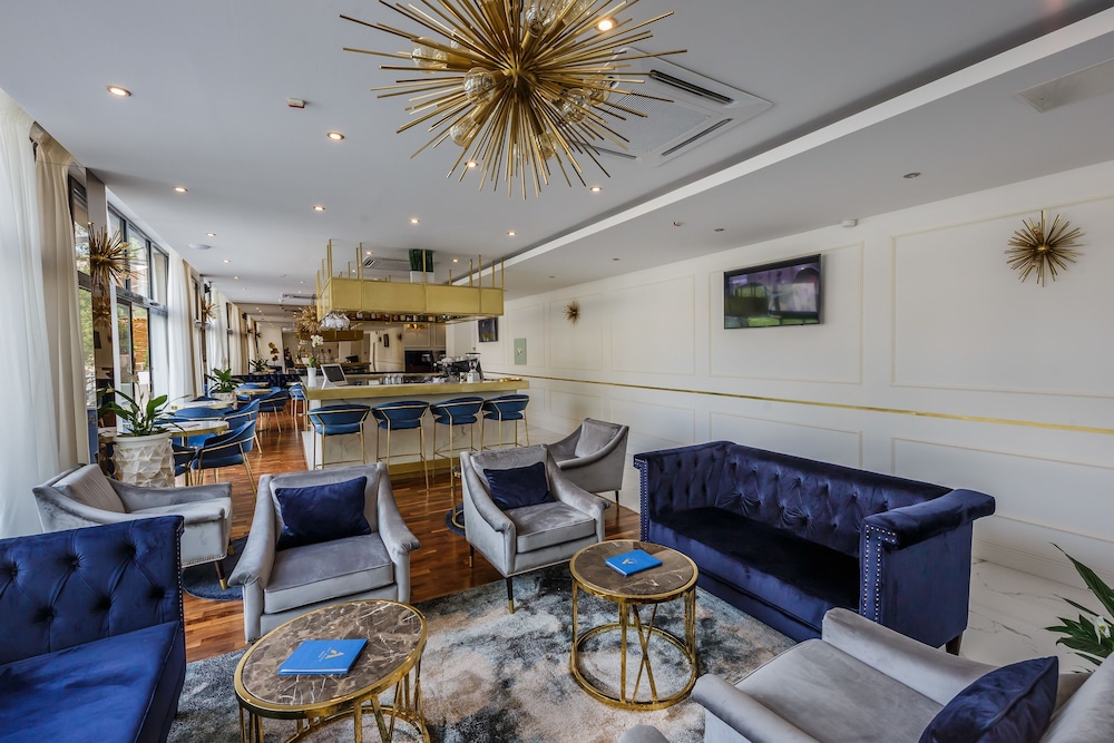 Art Hotel — Restaurant & bars in Split, Split-Dalmatia
