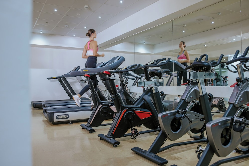 Golden Bay Beach Hotel — Sports & recreation in Oroklini, Larnaca Region