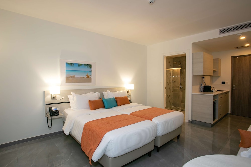 Best Western Plus Larco Hotel — Hotel rooms in Larnaca, Larnaca Region