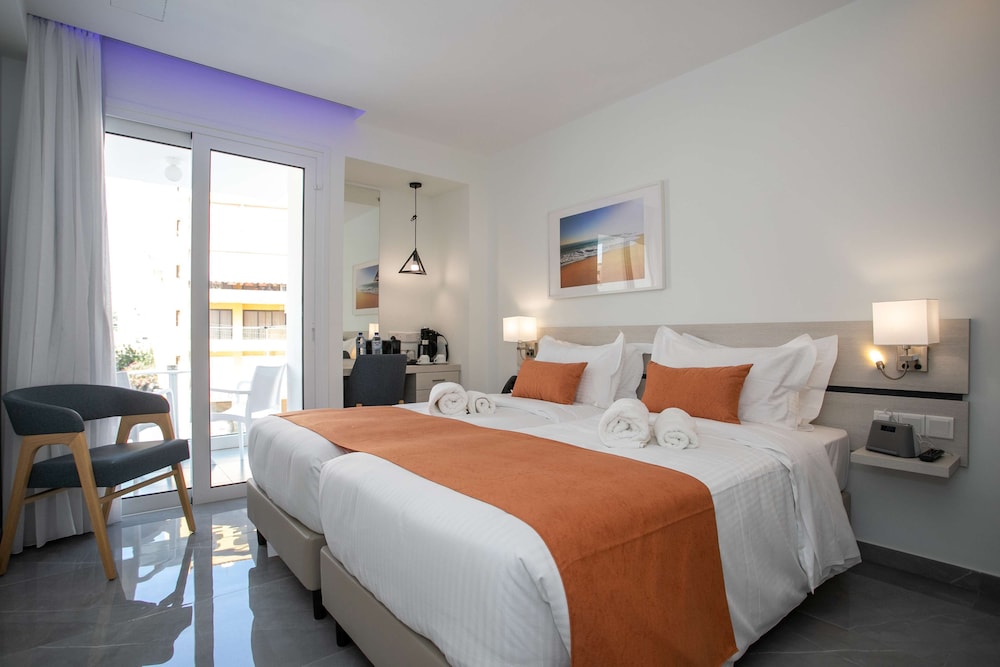 Best Western Plus Larco Hotel — Hotel rooms in Larnaca, Larnaca Region