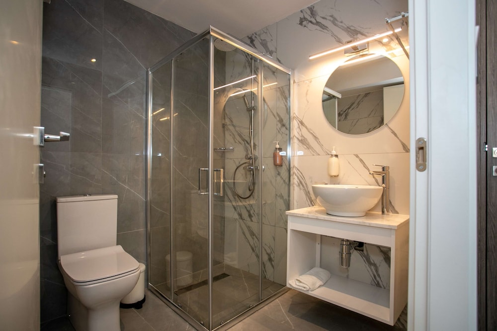 Best Western Plus Larco Hotel — Hotel rooms in Larnaca, Larnaca Region