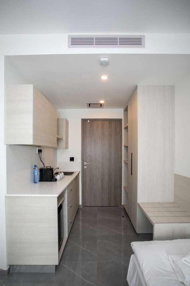 Best Western Plus Larco Hotel — Hotel rooms in Larnaca, Larnaca Region