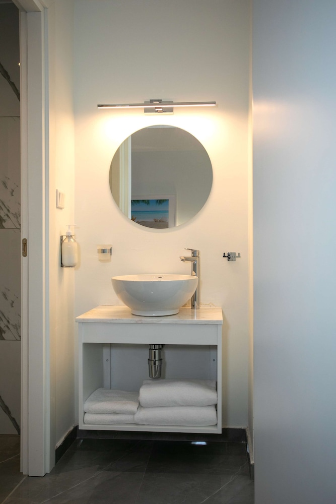 Best Western Plus Larco Hotel — Hotel rooms in Larnaca, Larnaca Region