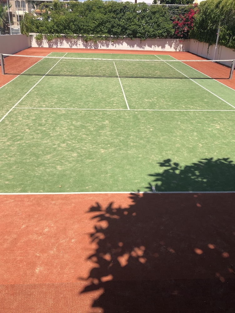 Sandy Beach Hotel & Spa — Sports & recreation in Oroklini, Larnaca Region