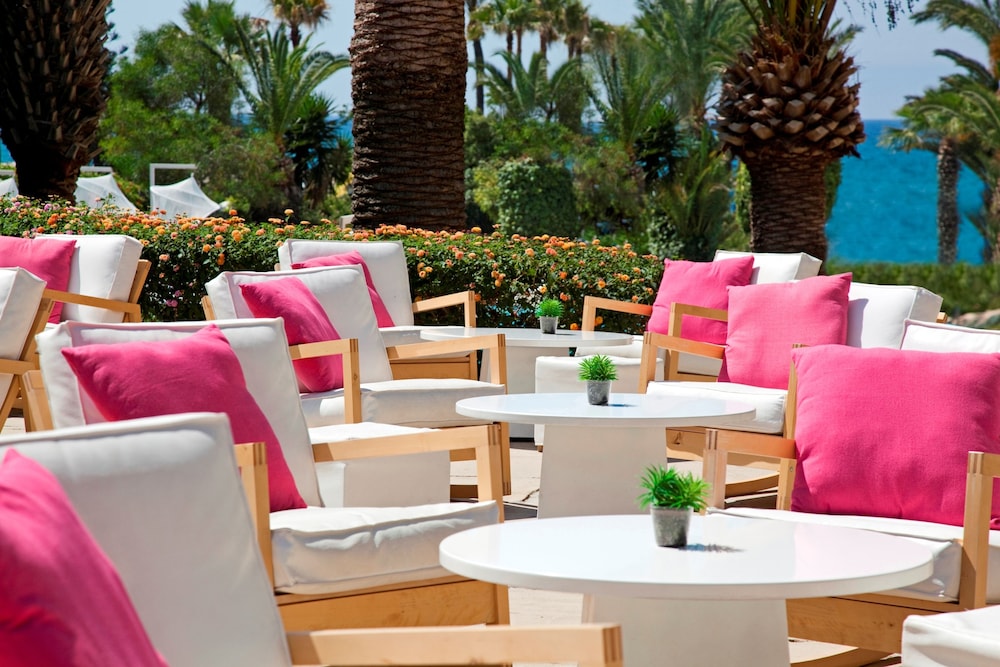 Sandy Beach Hotel & Spa — Restaurant & bars in Oroklini, Larnaca Region