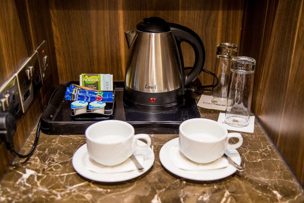 Sun Hall Hotel — Rooms in Larnaca, Larnaca Region