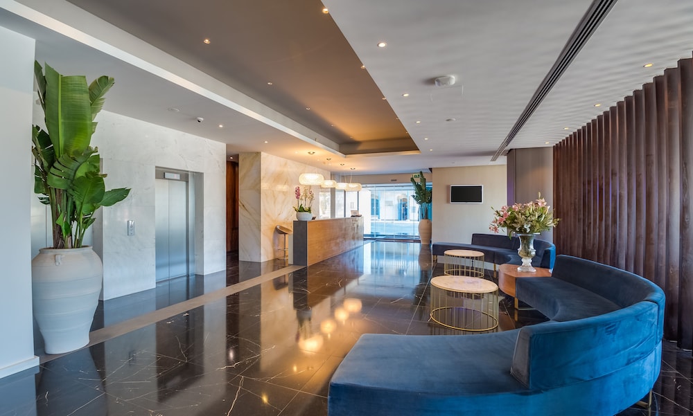 Sun Hall Hotel — Hotel building in Larnaca, Larnaca Region