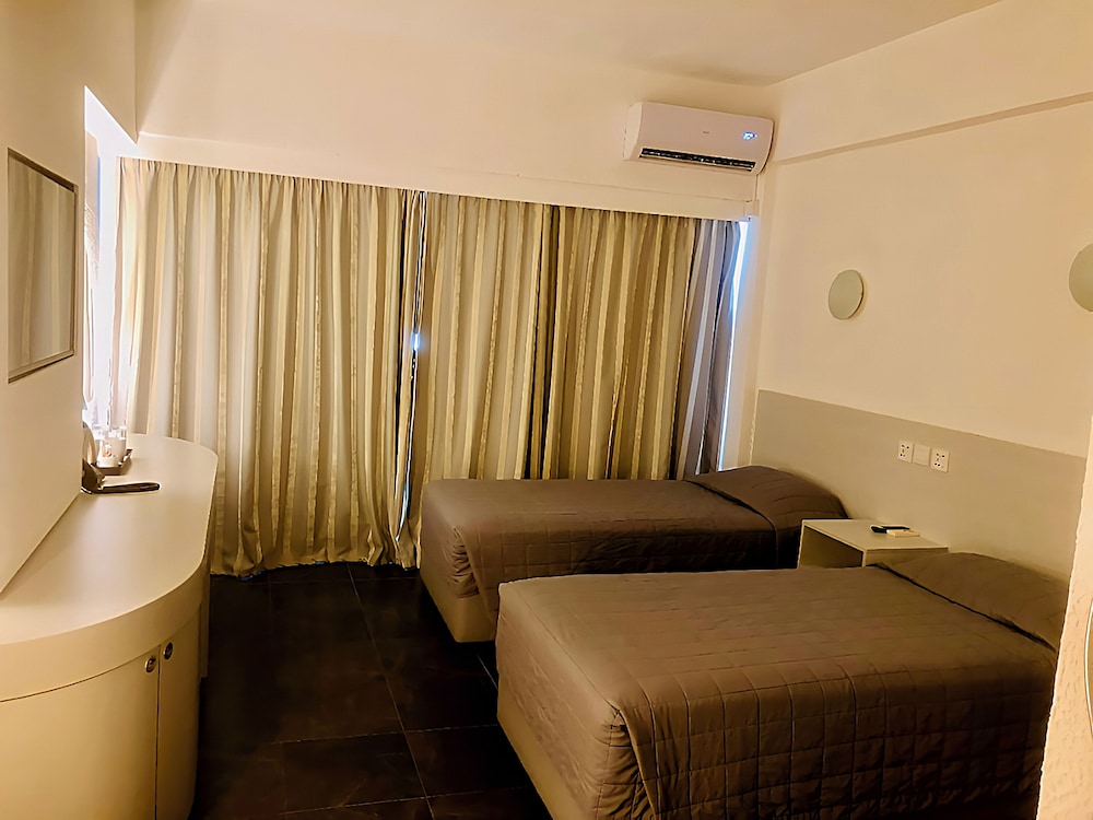 Sveltos Hotel — Hotel rooms in Oroklini, Larnaca Region