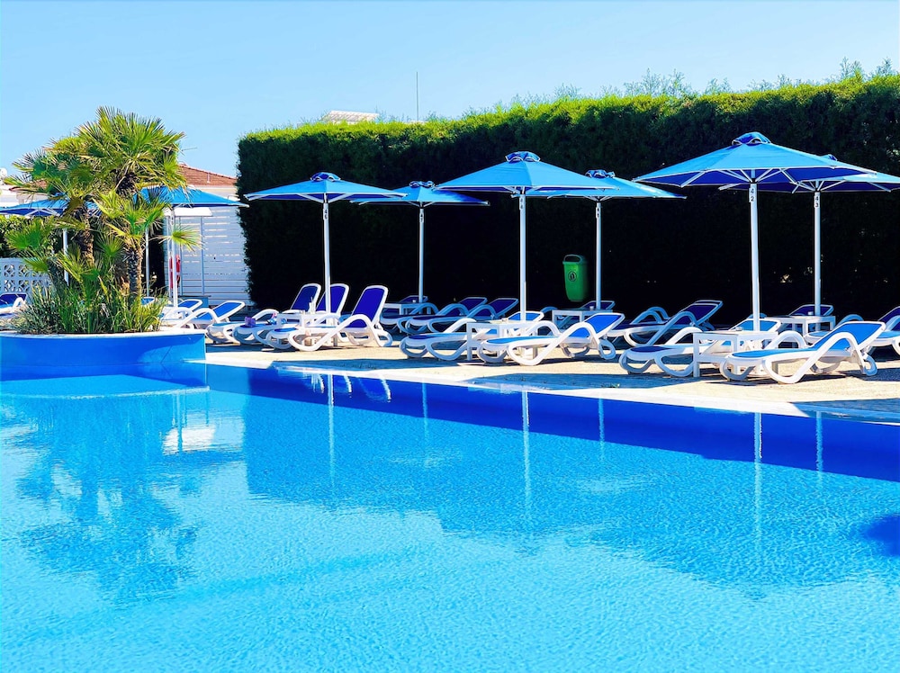 Sveltos Hotel — Swimming pool in Oroklini, Larnaca Region