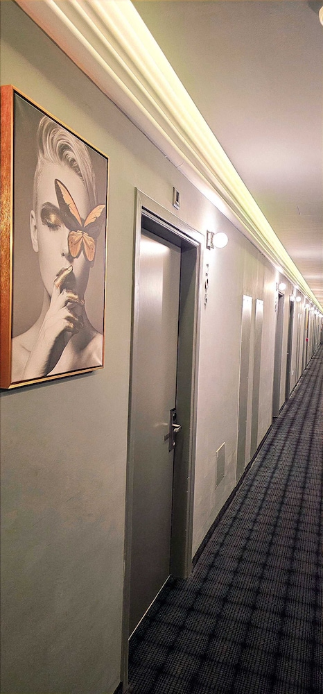 Sveltos Hotel — Hotel building in Oroklini, Larnaca Region