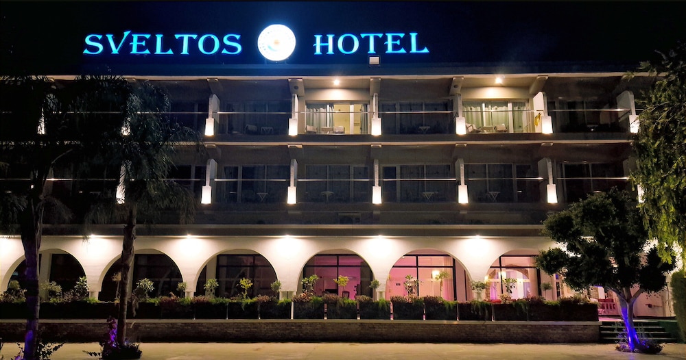 Sveltos Hotel — Hotel building in Oroklini, Larnaca Region