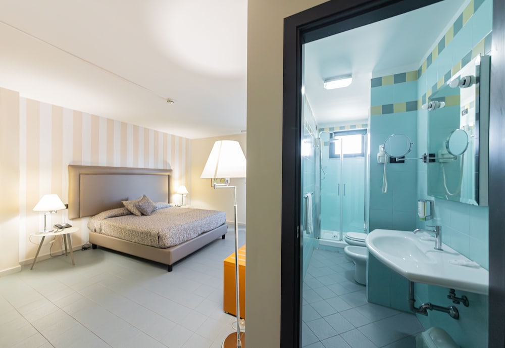 Albergo Athenaeum — Hotel rooms in Palermo, Sicily