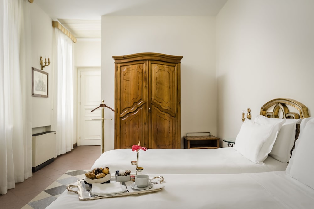 Eurostars Centrale Palace — Hotel rooms in Palermo, Sicily