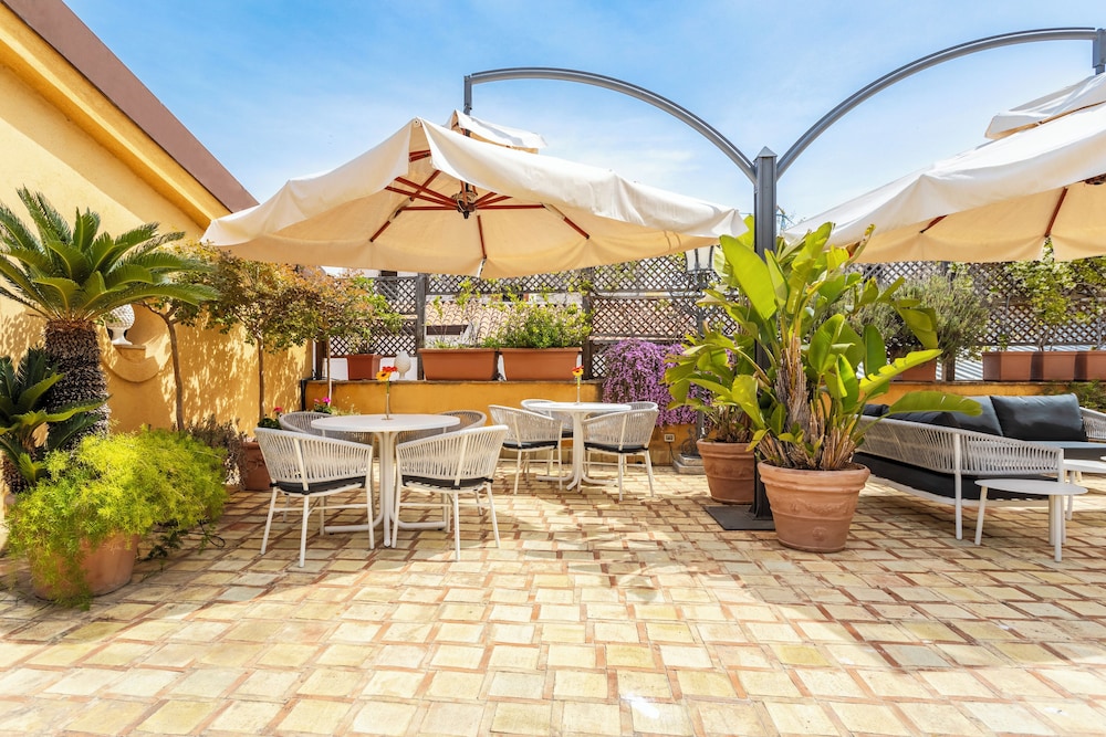 Eurostars Centrale Palace — Restaurant & bars in Palermo, Sicily