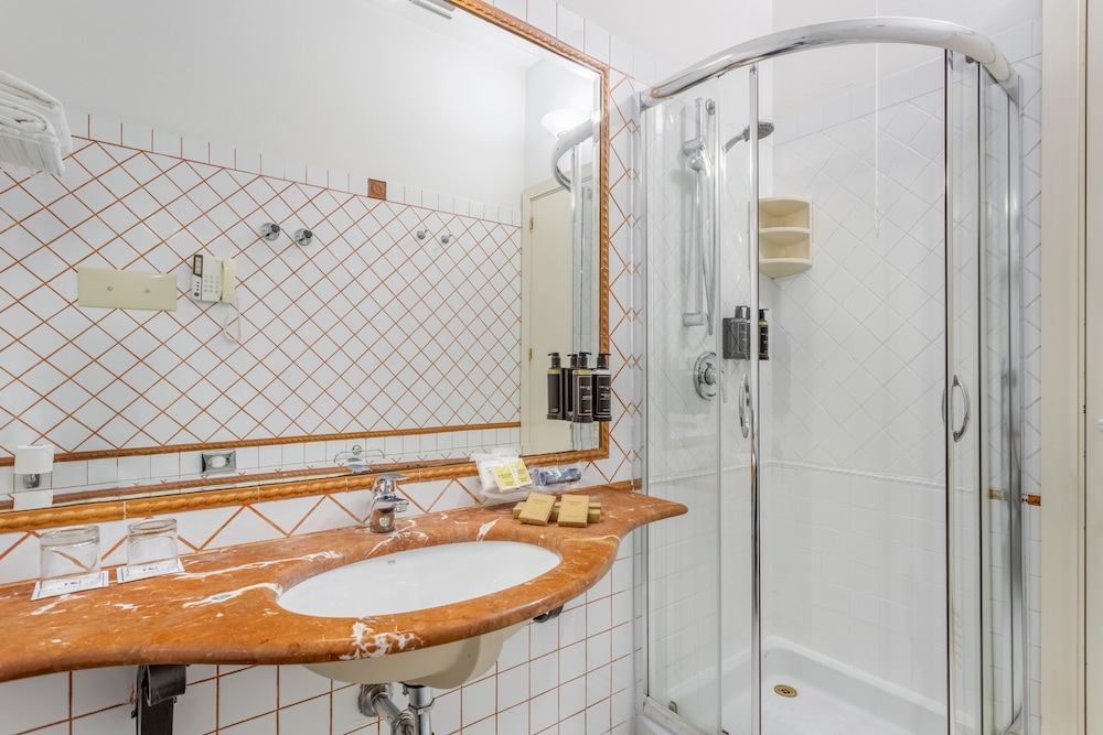 Eurostars Centrale Palace — Hotel rooms in Palermo, Sicily