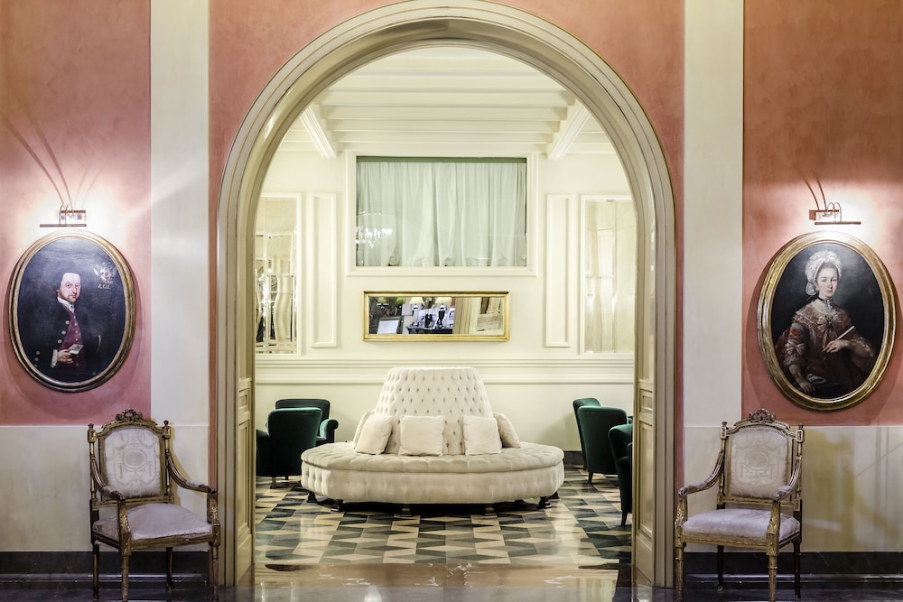 Eurostars Centrale Palace — Hotel building in Palermo, Sicily