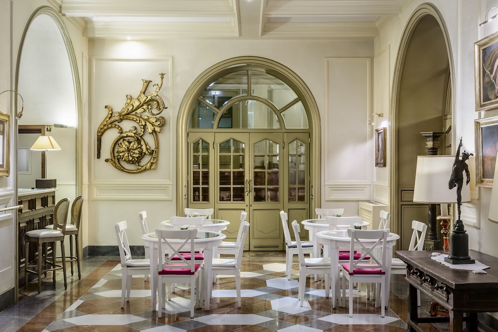 Eurostars Centrale Palace — Restaurant & bars in Palermo, Sicily
