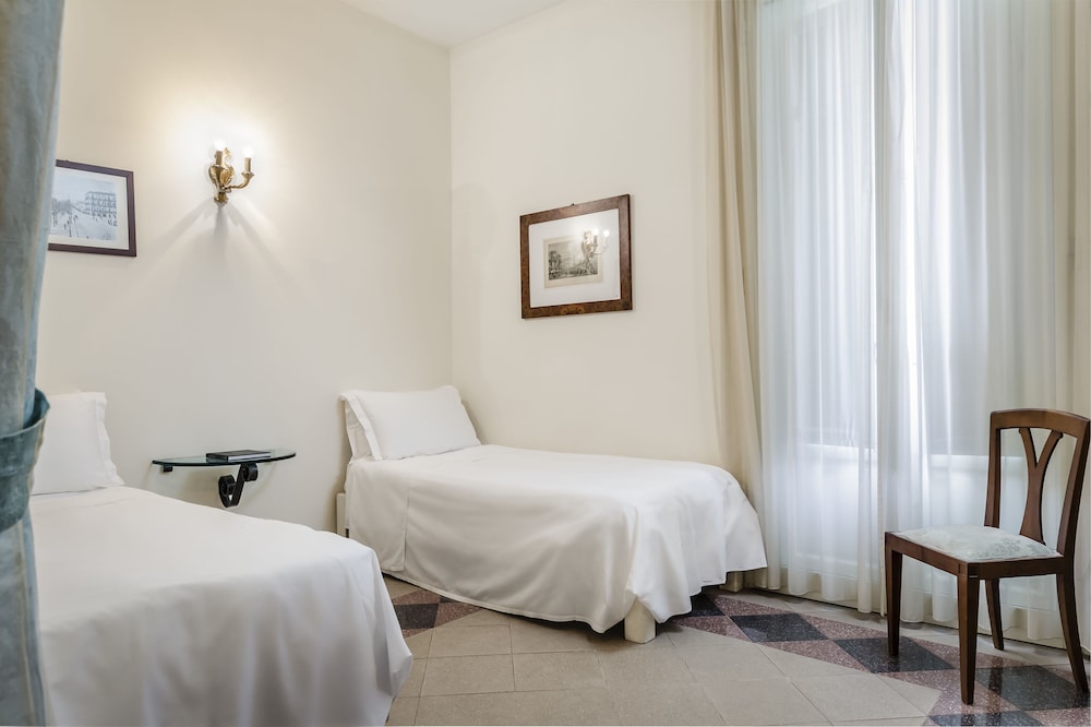 Eurostars Centrale Palace — Hotel rooms in Palermo, Sicily