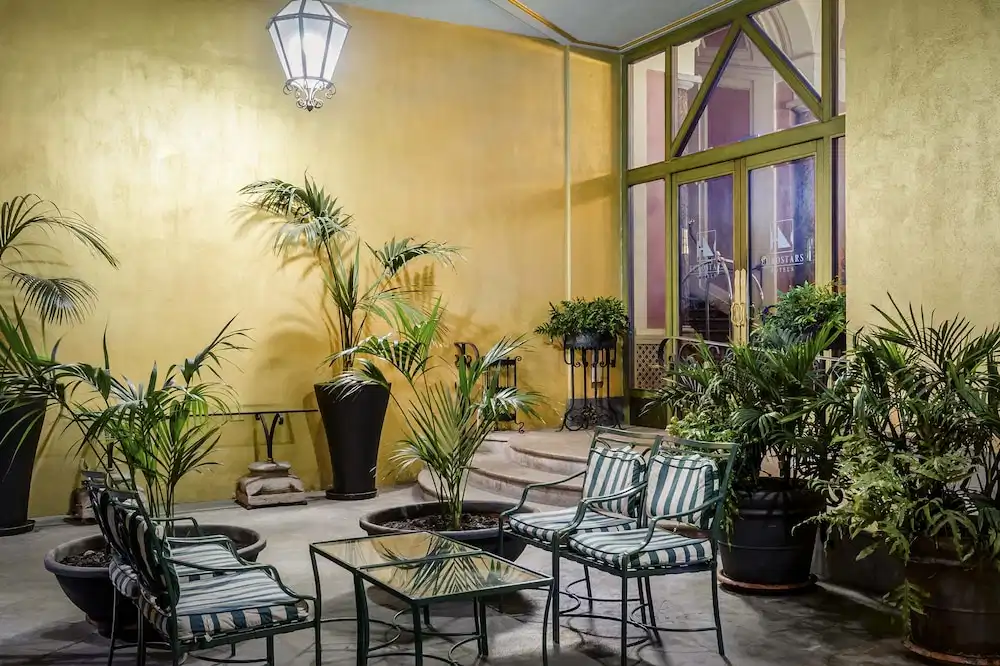 Eurostars Centrale Palace — Hotel building in Palermo, Sicily