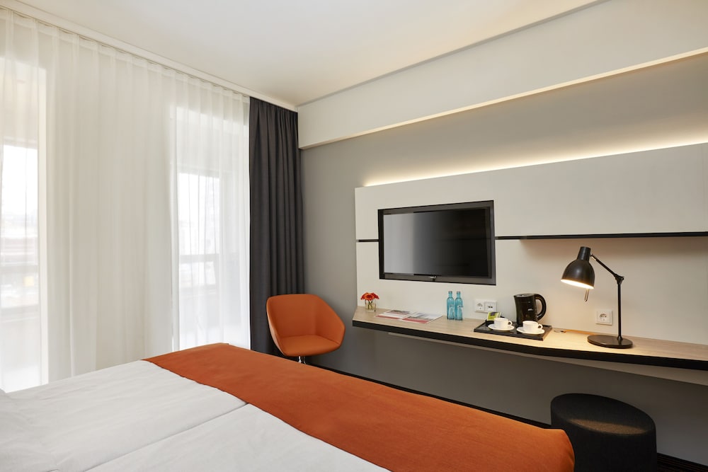 HYPERION Hotel Hamburg — Hotel rooms in Hamburg, Hamburg