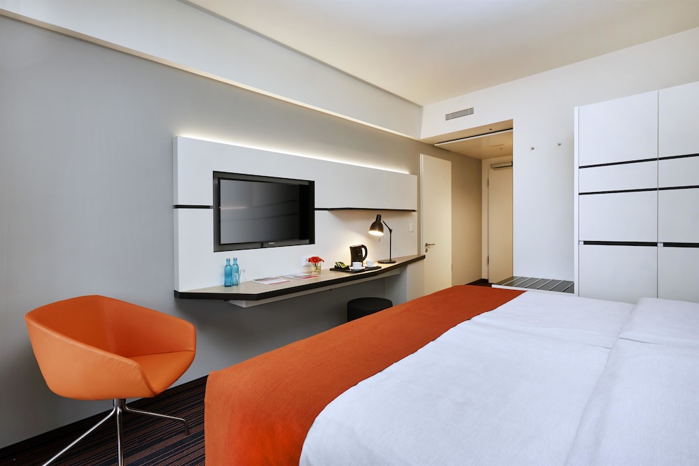 HYPERION Hotel Hamburg — Hotel rooms in Hamburg, Hamburg