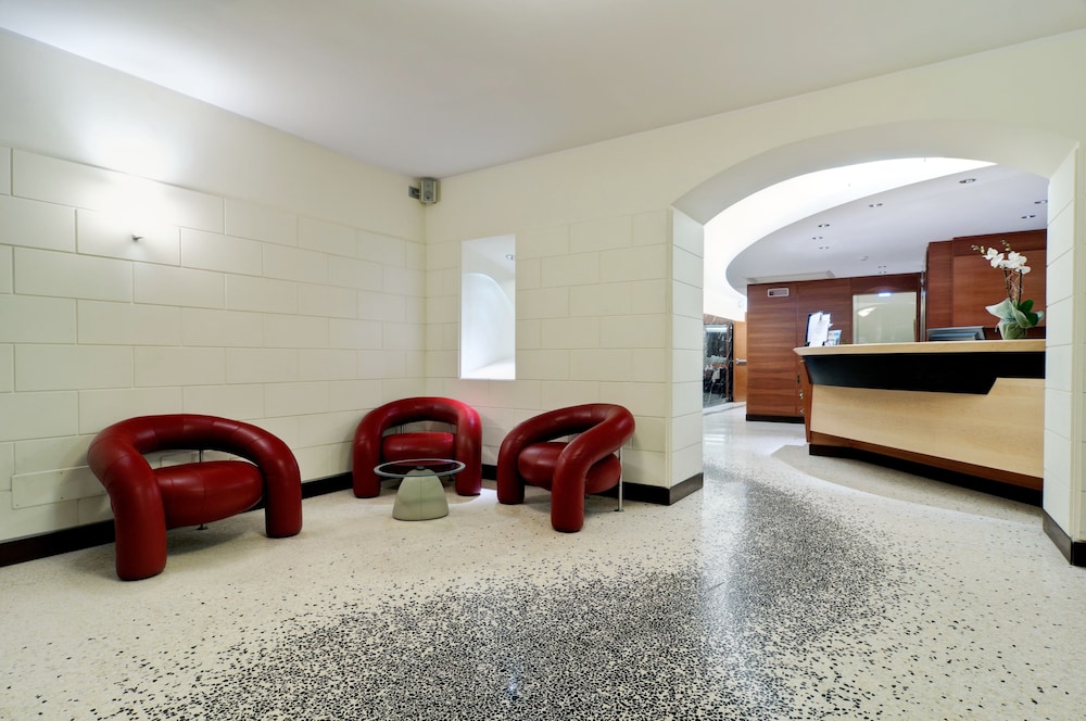 Hotel Memphis — Hotel building in Rome, Lazio