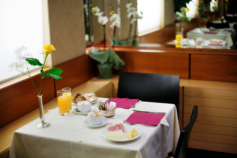 Hotel Memphis — Restaurant & bars in Rome, Lazio