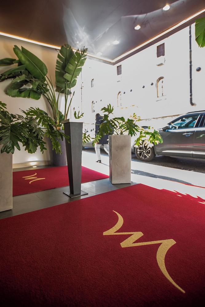 Mercure Roma Centro St. John — Hotel building in Rome, Lazio