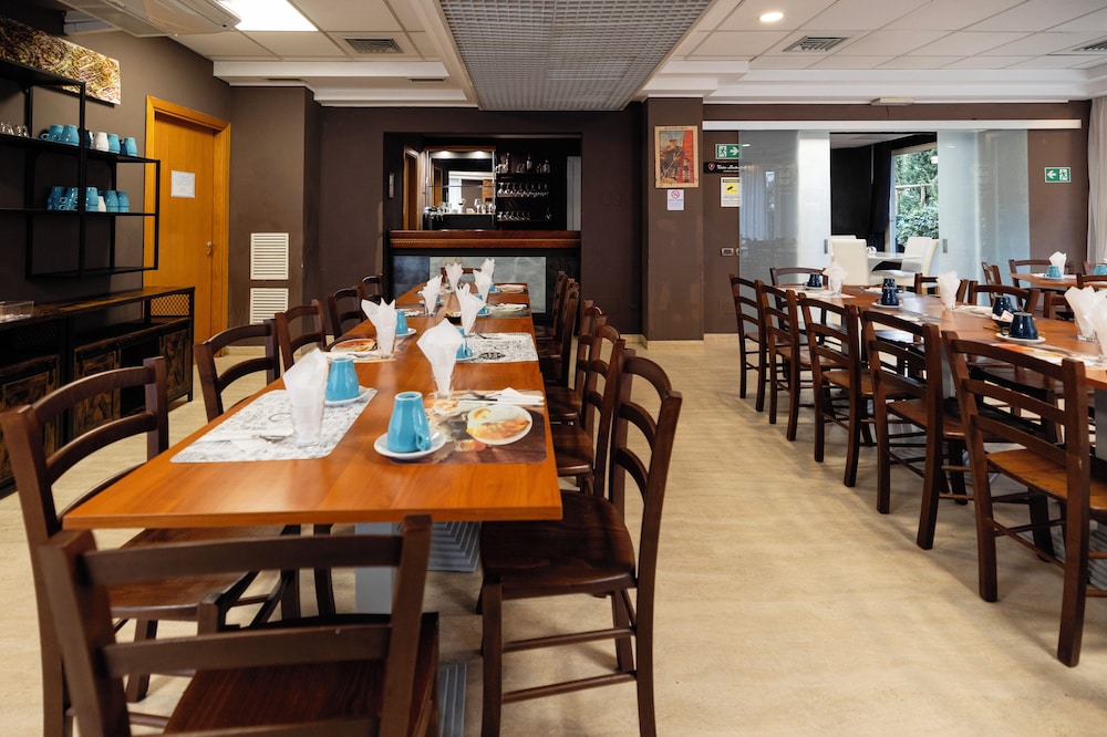 Scheppers Hotel — Restaurant & bars in Rome, Lazio