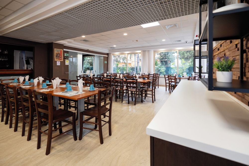 Scheppers Hotel — Restaurant & bars in Rome, Lazio