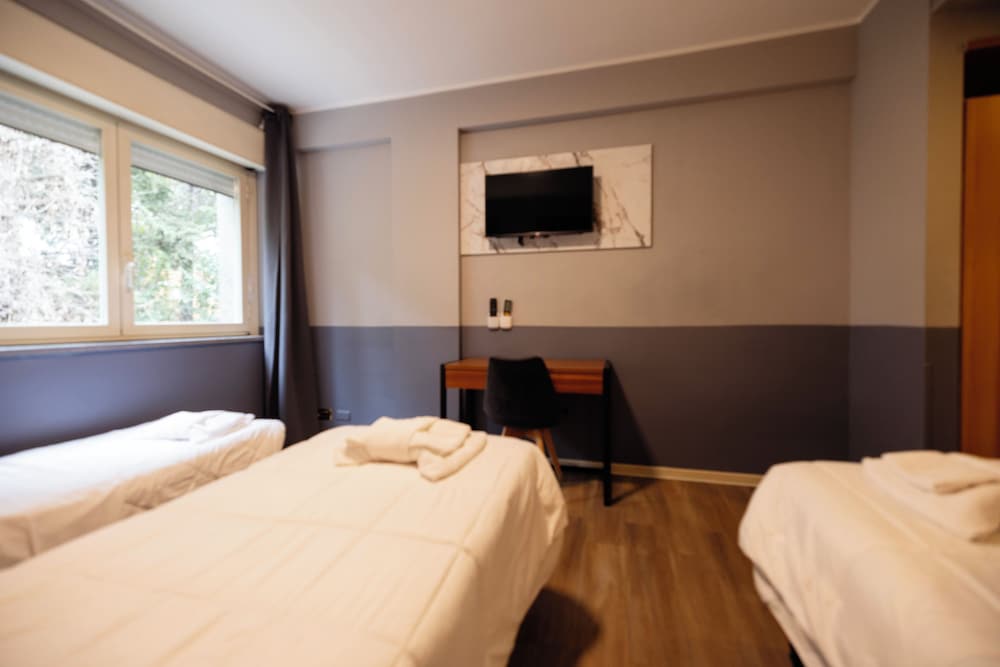 Scheppers Hotel — Hotel rooms in Rome, Lazio