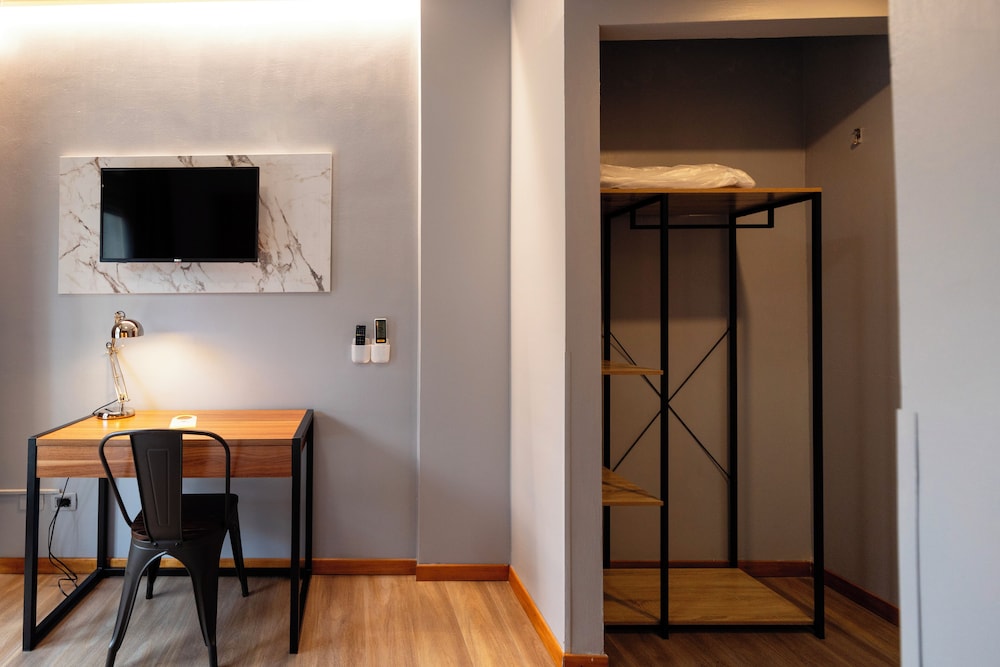 Scheppers Hotel — Hotel rooms in Rome, Lazio