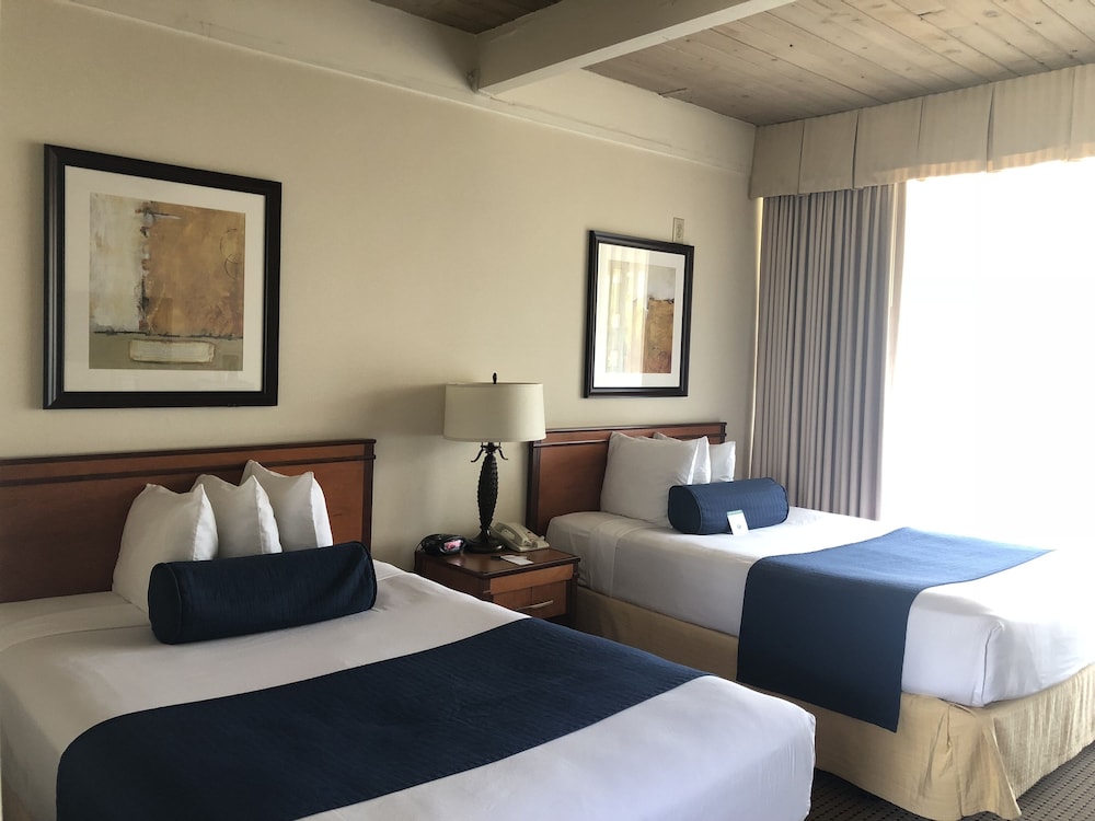 Mikado Hotel - Universal Studios/Burbank — Hotel rooms in North Hollywood, California