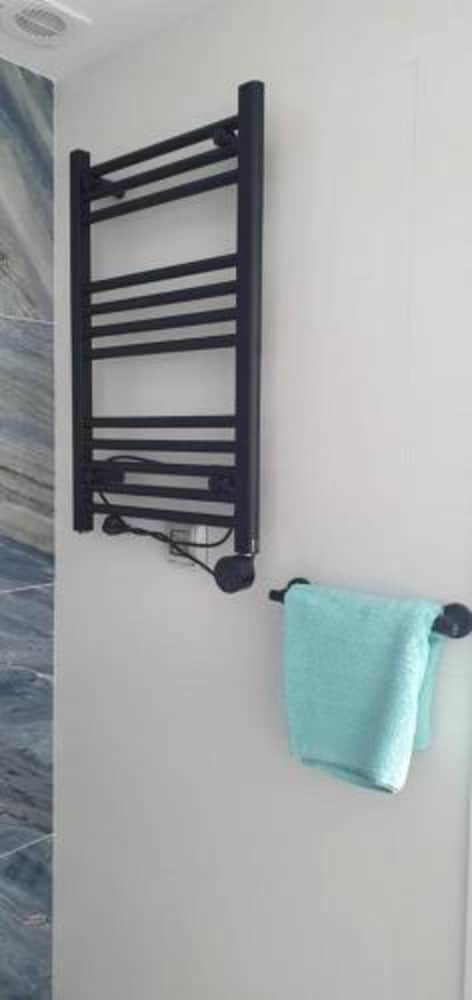 Apartamentos Malibu Park — Hotel rooms in Costa Adeje, Canary Islands