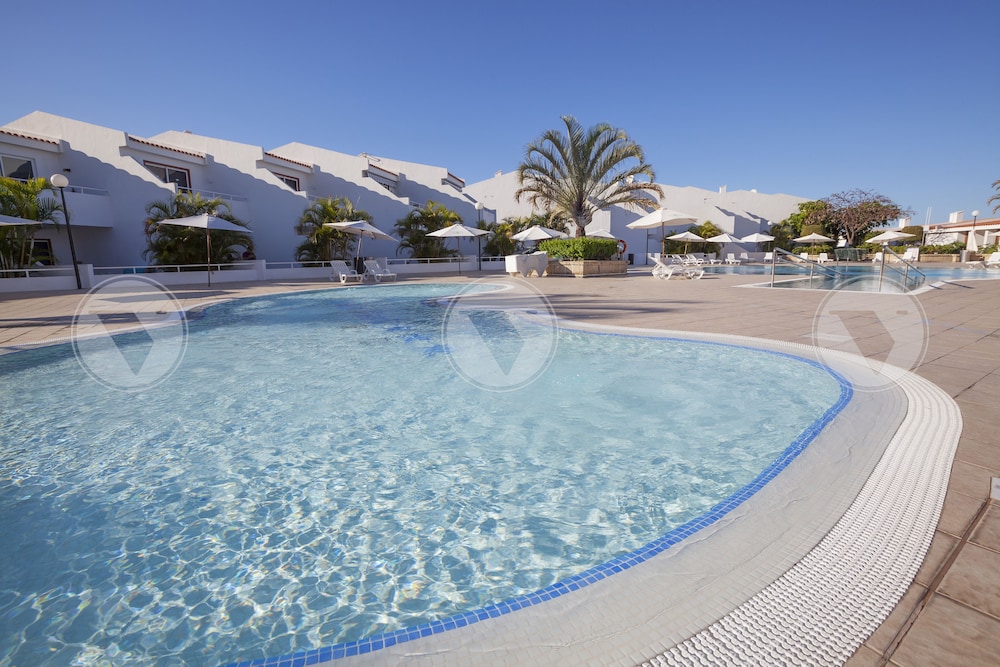 Apartamentos Malibu Park — Swimming pool in Costa Adeje, Canary Islands