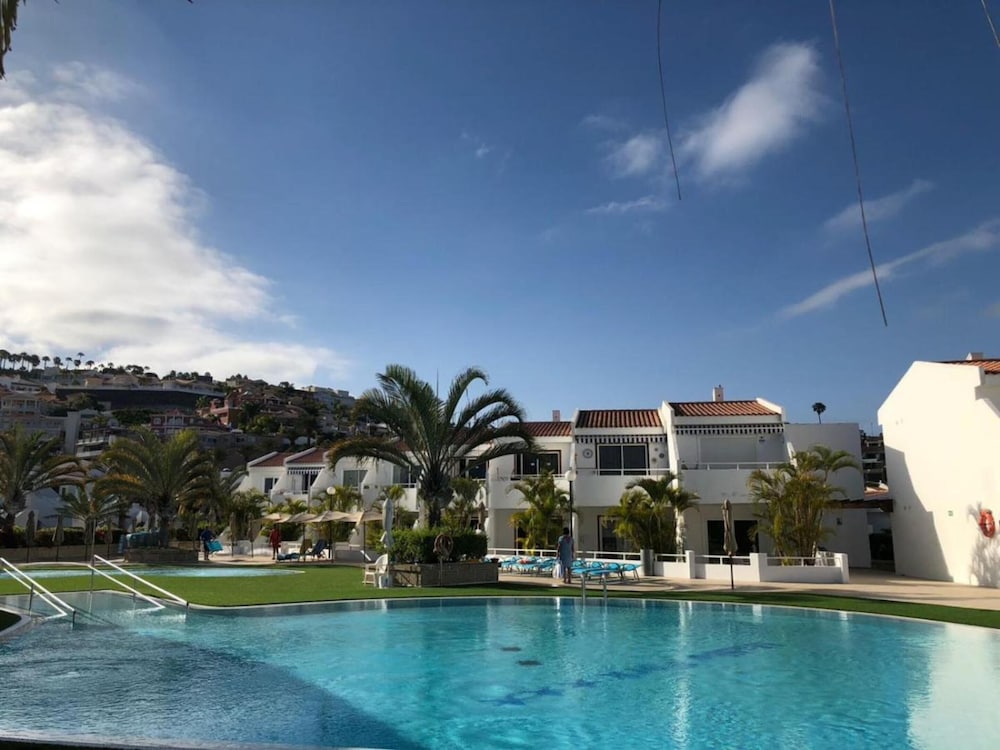 Apartamentos Malibu Park — Swimming pool in Costa Adeje, Canary Islands